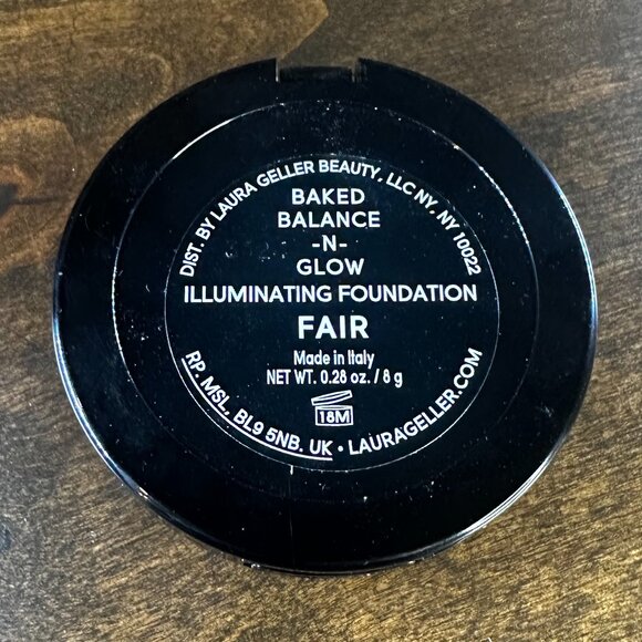 NEW Baked Balance-N-Glow Illuminating Foundation - Fair - Picture 2 of 7